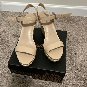 New nude wedges